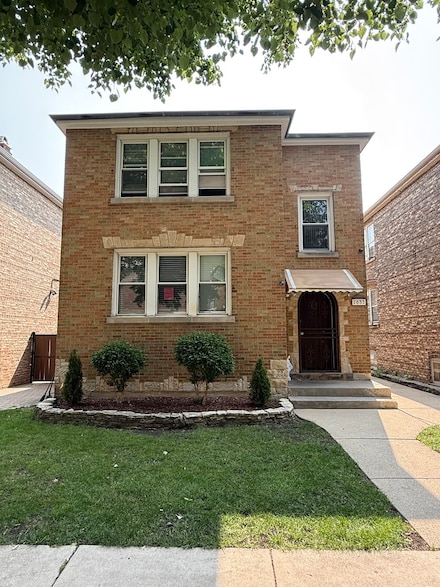 1633 Elmwood Ave, Berwyn, IL 60402