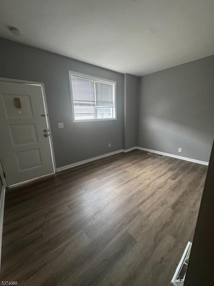 70 Main St, Garfield, NJ 07026