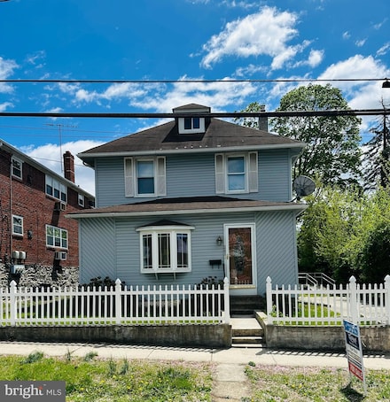 241 Ardmore Ave, Upper Darby, PA 19082