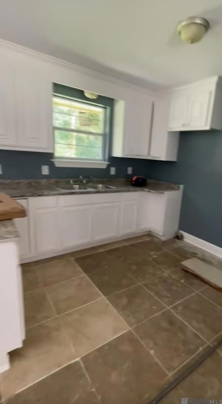12158 Arena Dr, Baton Rouge, LA 70811