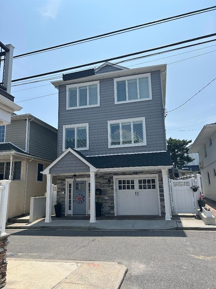 190 Oceanview St Unit 2, Long Beach, NY 11561