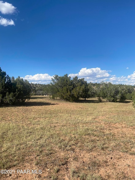 34760 La Plancha Pkwy, Seligman, AZ 86337