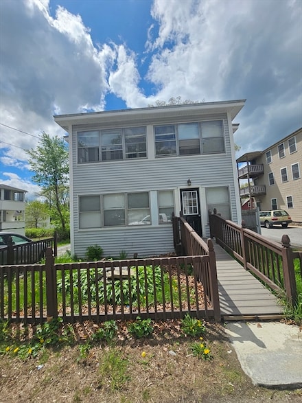 72 Myrtle Ave Unit 2, Webster, MA 01570