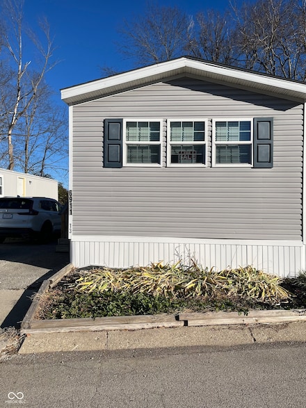 6911 Bittersweet Ln, Indianapolis, IN 46236