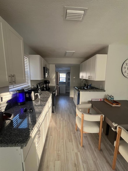 1124 S M St, Lake Worth, FL 33460