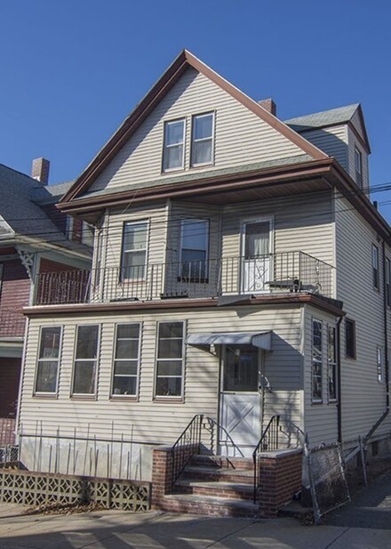 62 Partridge Ave, Somerville, MA 02145