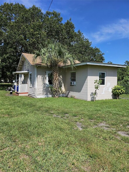 421 N 10th St, Fort Pierce, FL 34950