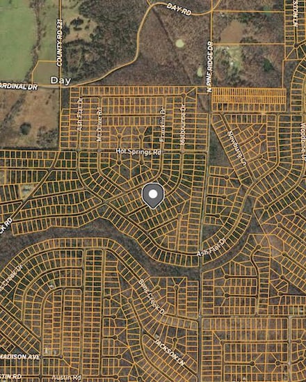 1518 Melbourne Dr, Horseshoe Bend, AR 72512