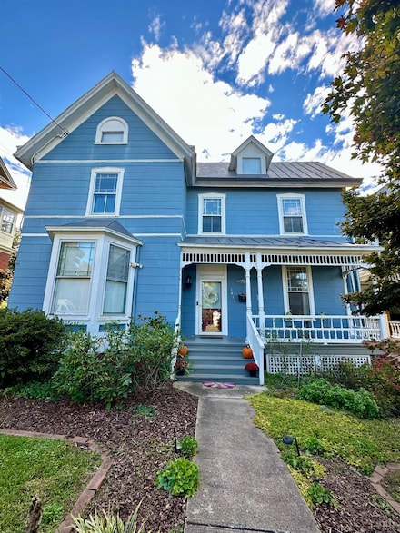 1015 Jackson St, Lynchburg, VA 24504