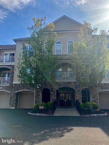 5302 Knox Ct Unit 5302, Warwick, PA 18974