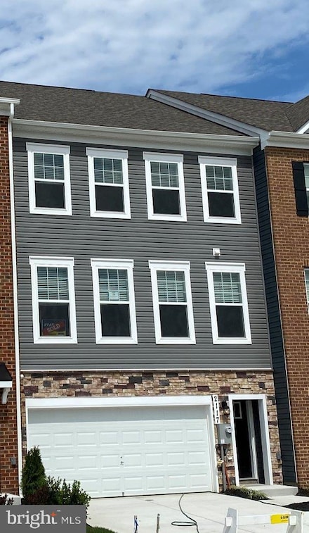 2041 Ruby Lockhart Blvd, Mitchellville, MD 20721