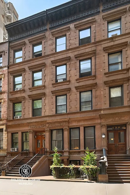 132 W 73rd St, New York, NY 10023