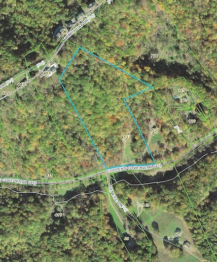 533 Coopers Cove Rd, Hardy, VA 24101