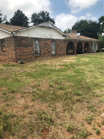 30168 County Street 2590, Anadarko, OK 73005