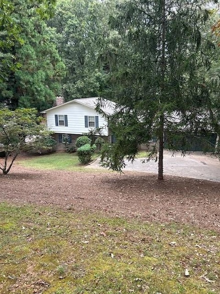 496 Woodland Dr, Gainesville, GA 30501