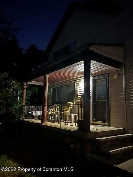 1108 Taylor Ave, Scranton, PA 18510