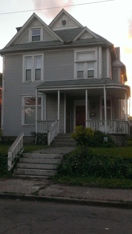 91 Linwood Ave, Columbus, OH 43205