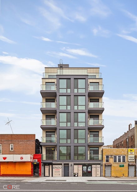 11-52 44th Dr Unit 4-B, Long Island City, NY 11101