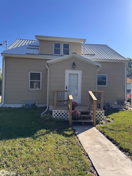 1806 Custer St, Iowa Falls, IA 50126