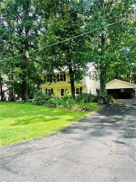 5093 Cobblestone Rd, Winston Salem, NC 27106
