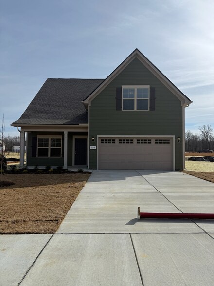 193 Stillwater Way, Tullahoma, TN 37388