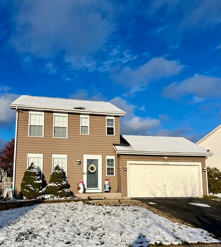 21308 W Creston Ct, Plainfield, IL 60544