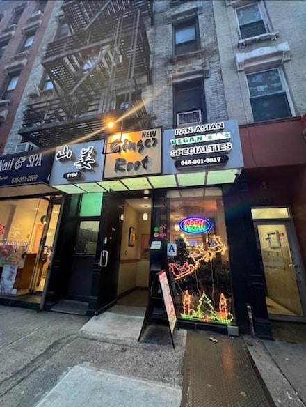 1164 1st Ave, New York, NY 10065