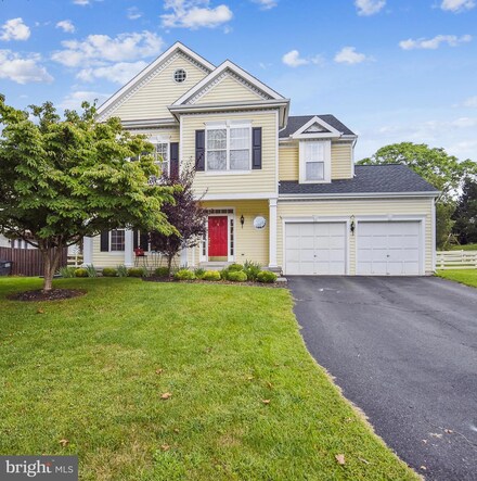 35862 Camotop Ct, Round Hill, VA 20141