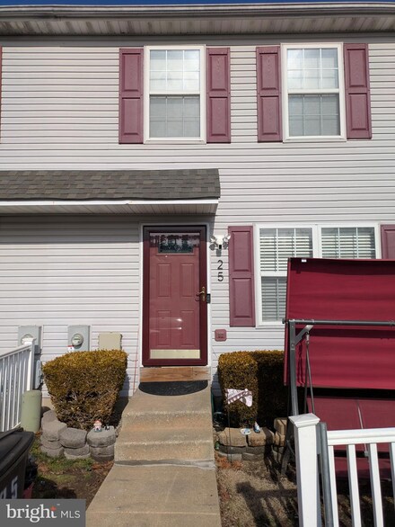 25 Cole Blvd, Middletown, DE 19709