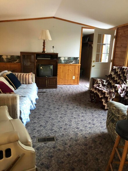 7511 N Mackinac Trail Unit 7511, Rudyard, MI 49780