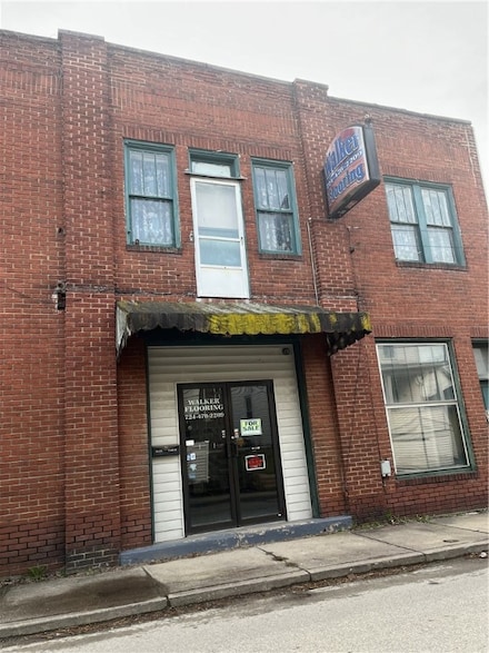 207-209 Kiski Ave, Apollo, PA 15613