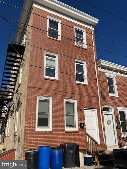 831 Kirkwood St, Wilmington, DE 19801