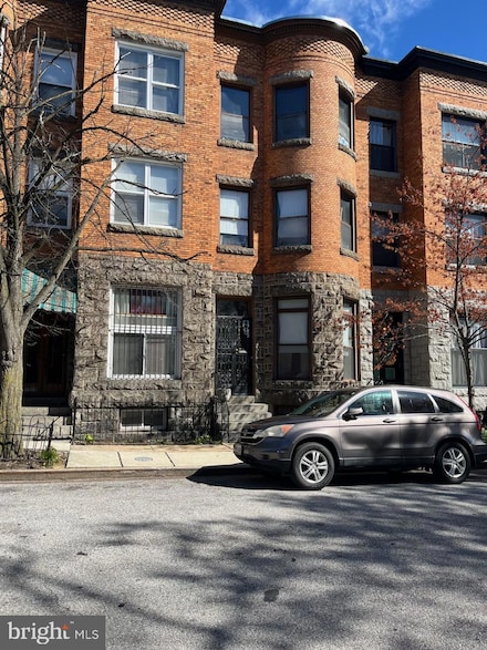 722 Reservoir St, Baltimore, MD 21217