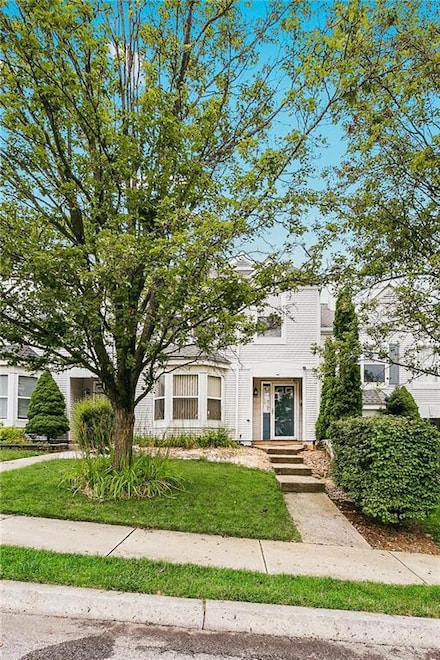 1295 Forest Rd, Whitehall, PA 18052