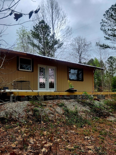 220 Browns Trace Rd, South Pittsburg, TN 37380