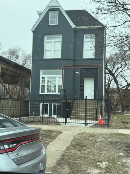 5910 S Michigan Ave Unit G, Chicago, IL 60637
