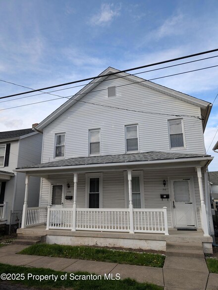 720 Archbald St, Scranton, PA 18504