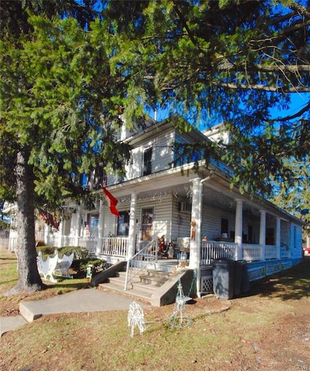 214 N Lehigh Ave, Wind Gap, PA 18091