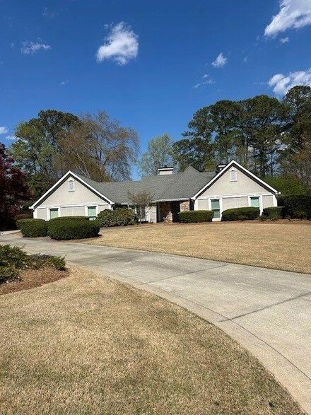 595 Willow Knoll Dr SE Unit 4, Marietta, GA 30067