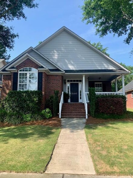 3197 Mayflower Ln, Sumter, SC 29150