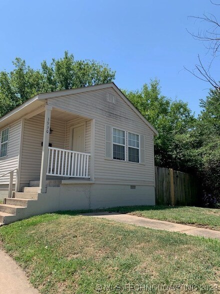 3930 E Archer St, Tulsa, OK 74115