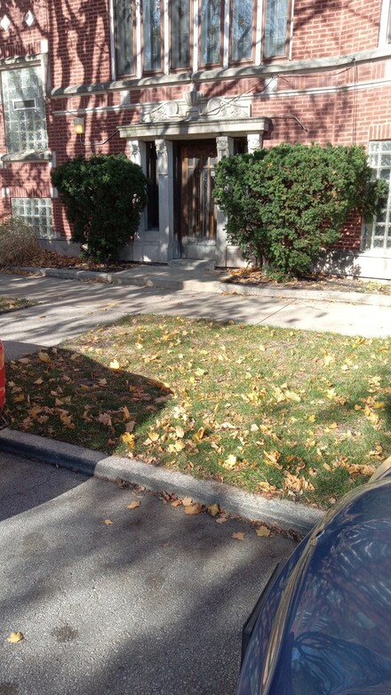 2334 E 68th St Unit B, Chicago, IL 60649