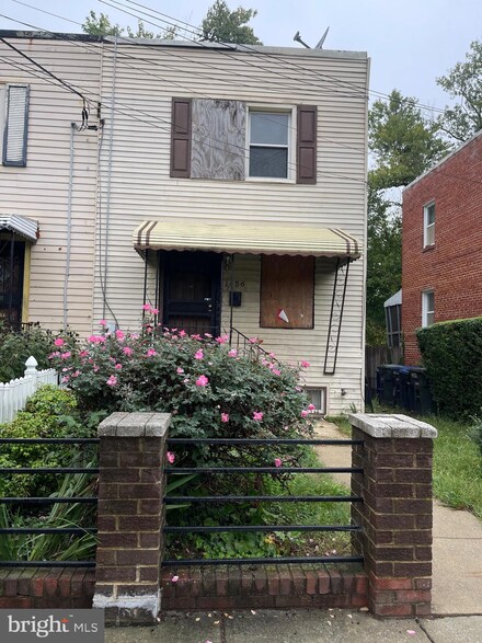 1456 Congress Place SE, Washington, DC 20020
