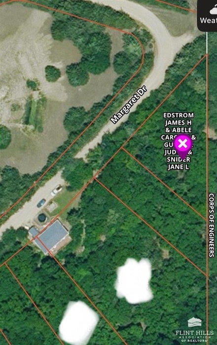 6901 Margaret Dr, Sherman Township, KS 66503