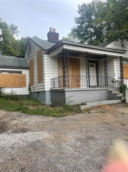 2582 James Rd, Memphis, TN 38127
