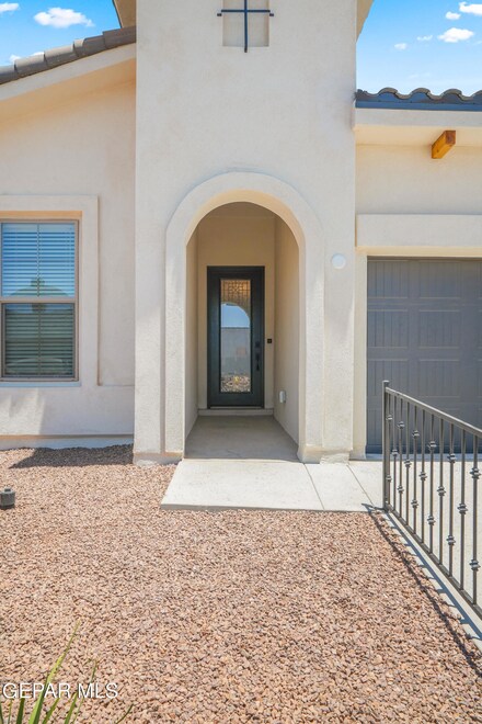 12388 Polo Norte Dr, El Paso, TX 79934