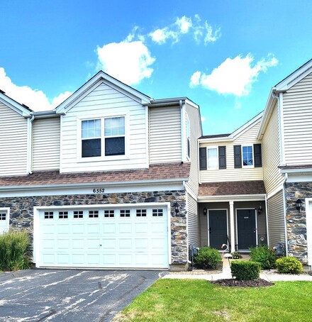 6552 Marble Ln Unit 1012, Carpentersville, IL 60110