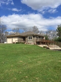285 Lacrosse St, Lyndon Station, WI 53944