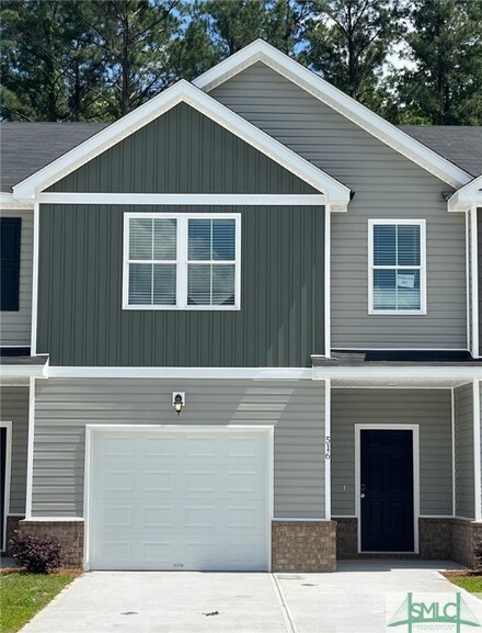 516 Governor Treutlen Cir, Pooler, GA 31322