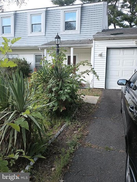 127 Toledo Ln, Willingboro, NJ 08046